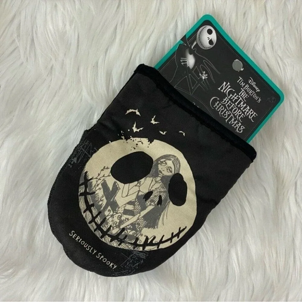 Disney Nightmare Before Christmas Jack & Sally Mini Oven Mitts 2 Pack Black NWT